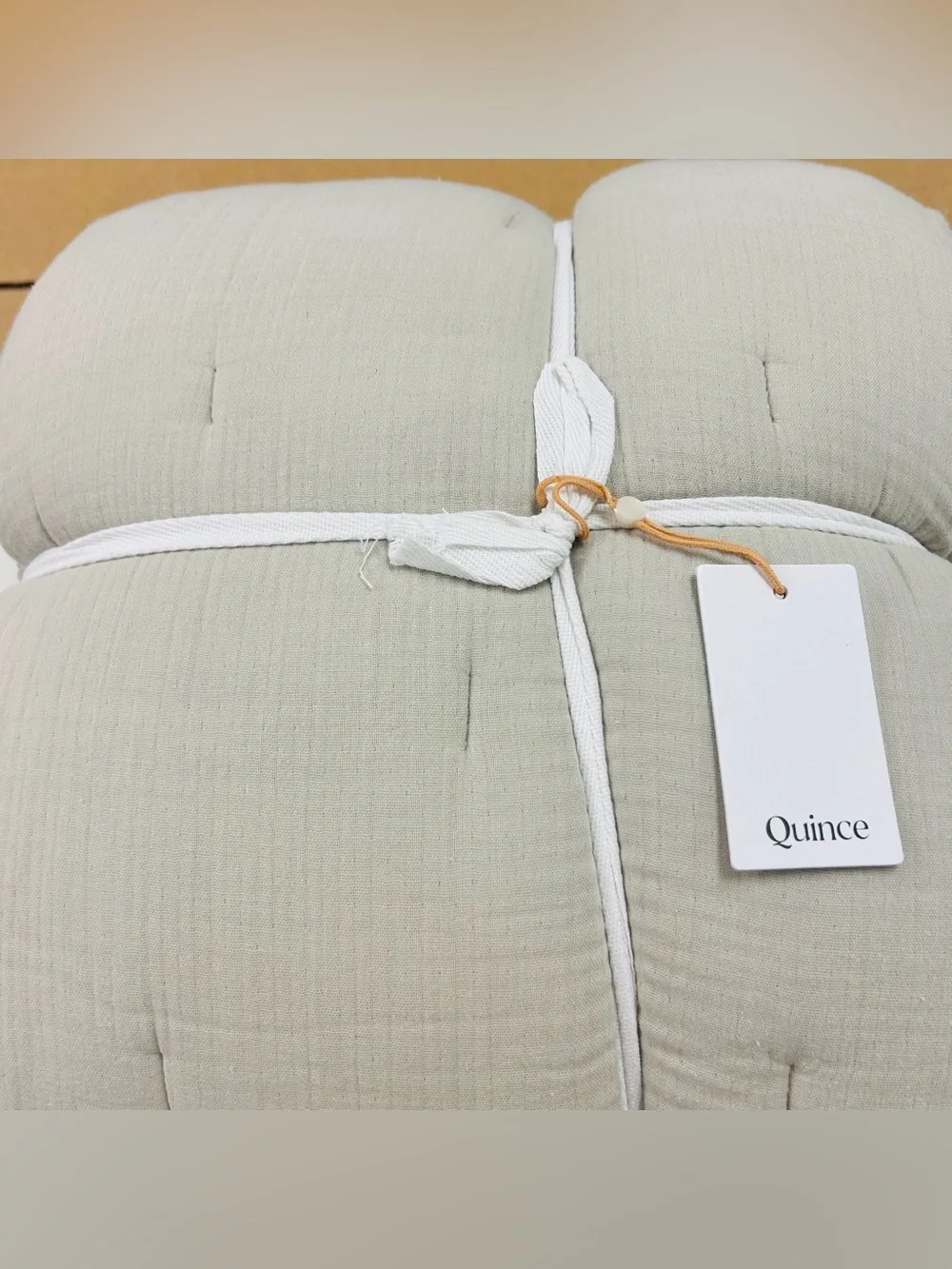 NWT QUINCE Organic Airy Gauze Dream Quilt King/Cal King Fog Grey 8375
